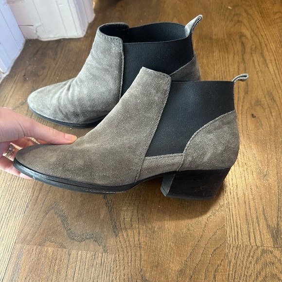 Aquatalia grey and black suede booties- good condition. Size 8.5 - Picture 4 of 4